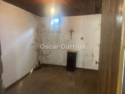 CASA DE PIEDRA PARA REFORMAR, CON TEJADO EN PERFECTO ESTADO, DIVISIONES INTERIORES, AGUA, ALCANTARILLADO, ELECTRICIDAD Y EXCELENTES VISTAS. LONGOS, CEA, OURENSE (SPAIN)