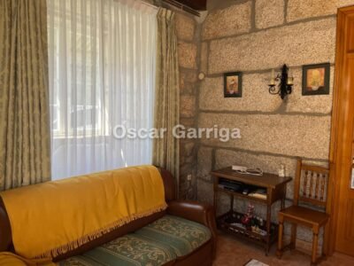 CASA SEÑORIAL GALLEGA, DE 300 m2, UBICADA A POCOS METROS DEL ENCLAVE DEL MONASTERIO DE OSERA, CON FINCA CONTIGUA DE 300 m2. OSERA, CEA, OURENSE (SPAIN).