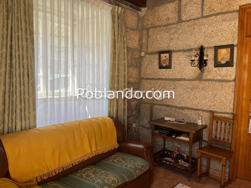 CASA SEÑORIAL GALLEGA, DE 300 m2, UBICADA A POCOS METROS DEL ENCLAVE DEL MONASTERIO DE OSERA, CON FINCA CONTIGUA DE 300 m2. OSERA, CEA, OURENSE (SPAIN).
