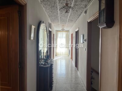 CASA SEÑORIAL GALLEGA, DE 300 m2, UBICADA A POCOS METROS DEL ENCLAVE DEL MONASTERIO DE OSERA, CON FINCA CONTIGUA DE 300 m2. OSERA, CEA, OURENSE (SPAIN).