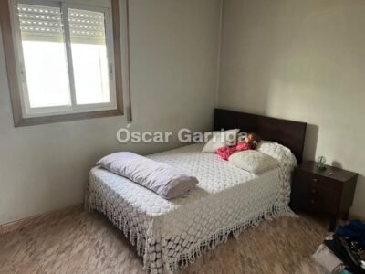 CASA EN LA N-525 (OURENSE/SANTIAGO), A 10 KM DE OURENSE, CON FINCA URBANA DE 3800 m2. CAMBEO, COLES, OURENSE (SPAIN).