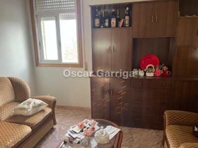 CASA EN LA N-525 (OURENSE/SANTIAGO), A 10 KM DE OURENSE, CON FINCA URBANA DE 3800 m2. CAMBEO, COLES, OURENSE (SPAIN).