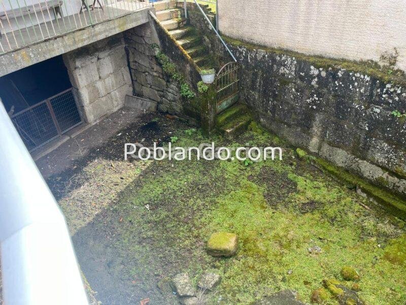 CASA RURAL GALLEGA CON BALCÓN A TODO SU LARGO Y MUCHOS METROS DE POSIBILIDADES. GONTÁN, SAN AMARO, OURENSE (SPAIN).