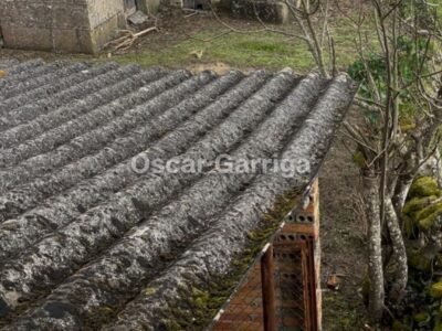 CASA RURAL GALLEGA CON BALCÓN A TODO SU LARGO Y MUCHOS METROS DE POSIBILIDADES. GONTÁN, SAN AMARO, OURENSE (SPAIN).