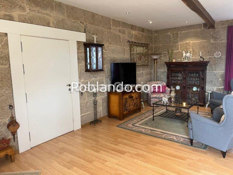 DELICIA DE CASA DE PUEBLO TRAS REFORMA INTEGRAL, 414 m2, CON JARDÍN Y CIERRE TOTAL PERIMETRAL. O BOLO, MASIDE, OURENSE (SPAIN).