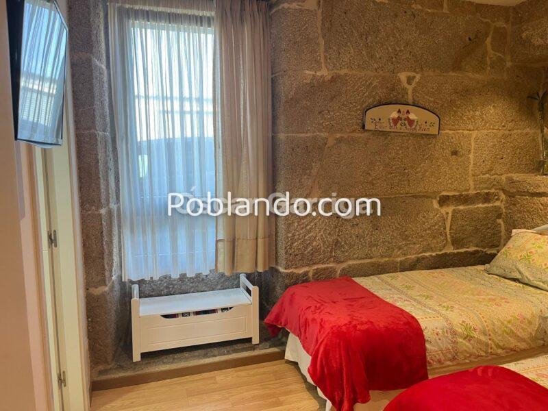 DELICIA DE CASA DE PUEBLO TRAS REFORMA INTEGRAL, 414 m2, CON JARDÍN Y CIERRE TOTAL PERIMETRAL. O BOLO, MASIDE, OURENSE (SPAIN).