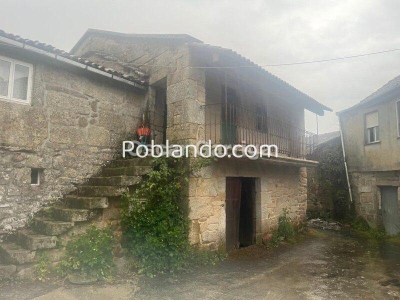 JOYITA DEL RURAL GALLEGO, PARA PULIR A TU GUSTO. VIDUEIROS, CARBALLEDO, LUGO (SPAIN).
