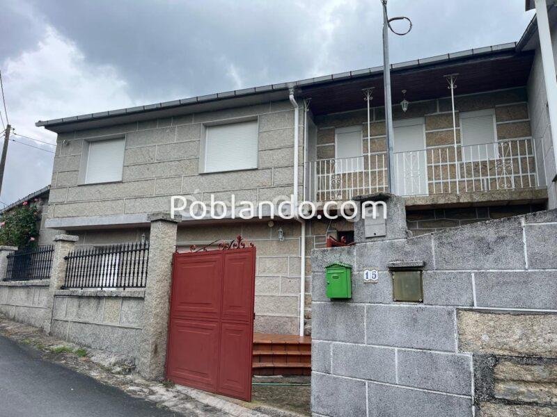 INMUEBLE DEL RURAL GALLEGO COMPUESTO POR DOS VIVIENDAS ADOSADAS y GARAJE COLINDANTE (298 m2). FREÁS, PUNXIN, OURENSE (SPAIN)
