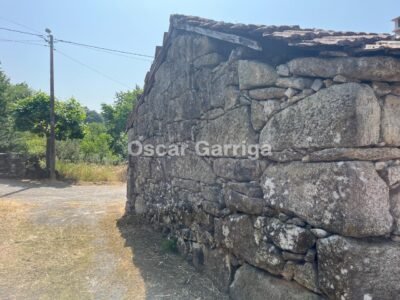 CONJUNTO INMOBILIARIO; VIVIENDA, DEPENDENCIAS AGRÍCOLAS y DOS FINCAS. ANSAMONDE, MASIDE, OURENSE (SPAIN).