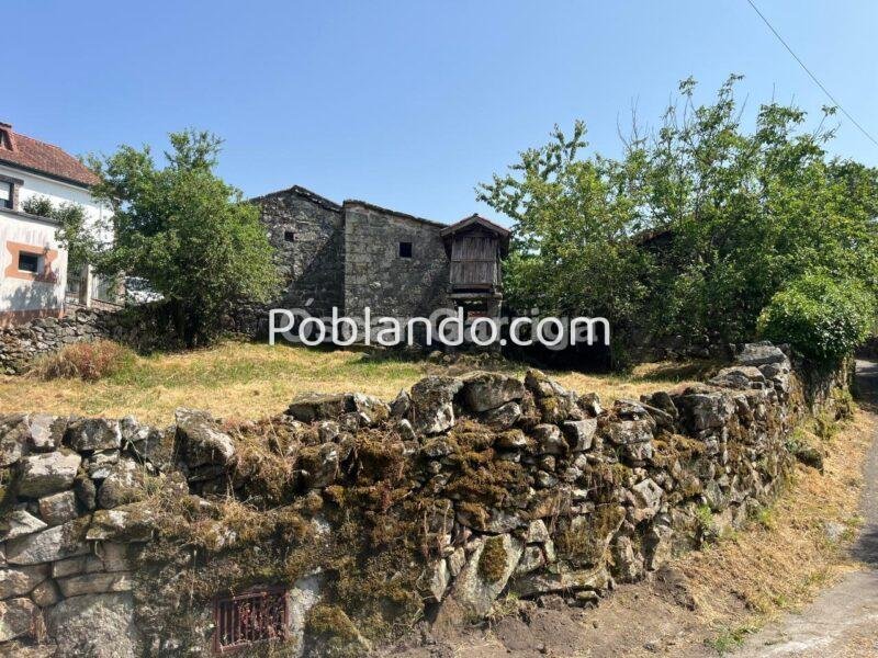 CONJUNTO INMOBILIARIO; VIVIENDA, DEPENDENCIAS AGRÍCOLAS y DOS FINCAS. ANSAMONDE, MASIDE, OURENSE (SPAIN).
