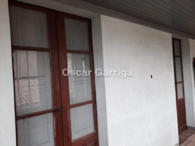 FANTÁSTICO CONJUNTO INMOBILIARIO; VIVIENDA, OTRAS DOS DEPENDENCIAS Y FINCA CON HÓRREO.