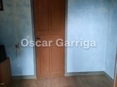 FANTÁSTICO CONJUNTO INMOBILIARIO; VIVIENDA, OTRAS DOS DEPENDENCIAS Y FINCA CON HÓRREO.