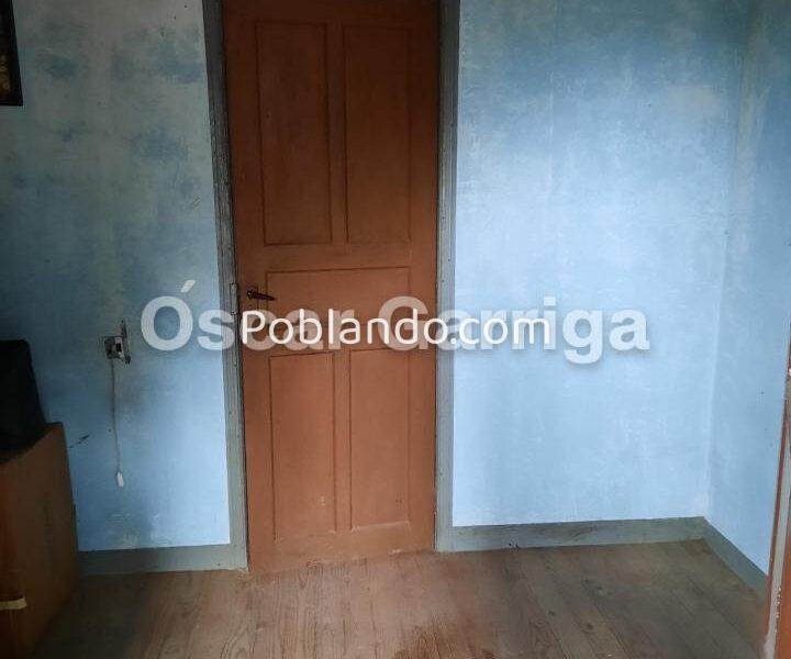 FANTÁSTICO CONJUNTO INMOBILIARIO; VIVIENDA, OTRAS DOS DEPENDENCIAS Y FINCA CON HÓRREO.