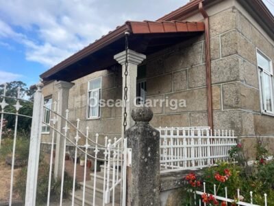 FANTÁSTICA CASA DE PIEDRA Y PLANTA BAJA (107 m2), CON FINCA COLINDANTE DE 1.200 m2. COTELAS, PIÑOR, OURENSE (SPAIN).