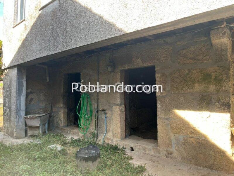 FANTÁSTICA CASA RURAL GALLEGA, CON DOS PLANTAS Y PATIO DELANTERO. QUINES, MELÓN, OURENSE (SPAIN).