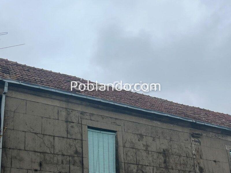 VIVIENDA DE DOS PLANTAS, LA BAJA PARA HABILITAR CON POCO DINERO, Y FINCA COLINDANTE DE 700 M2. STA. EULALIA DE CAMBA, RODEIRO (PONTEVEDRA)