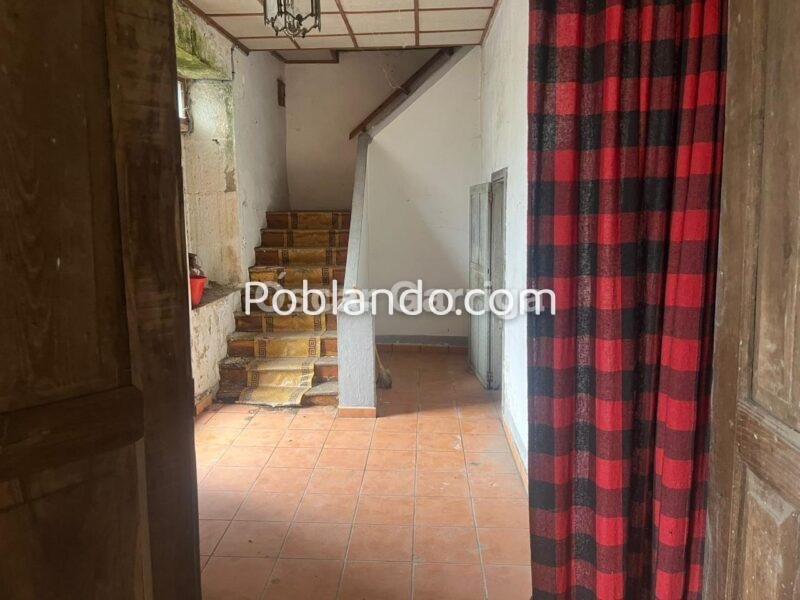 VIVIENDA DE DOS PLANTAS, LA BAJA PARA HABILITAR CON POCO DINERO, Y FINCA COLINDANTE DE 700 M2. STA. EULALIA DE CAMBA, RODEIRO (PONTEVEDRA)