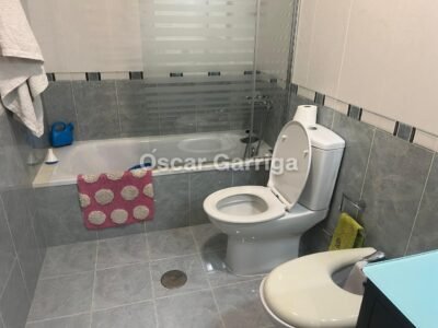 JOYAZA GALAICA; ADOSADO COMPUESTO POR SÓTANO; DOS PLANTAS Y BAJO CUBIERTA; TOTALMENTE AMUEBLADOS CON CALIDAD Y BUEN GUSTO. CAMBEO, COLES, OURENSE (SPAIN).