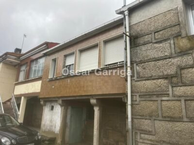 CASA DE PUEBLO, CON PATIO, POZO Y GALPÓN INDEPENDIENTE. DACÓN, MASIDE, OURENSE.