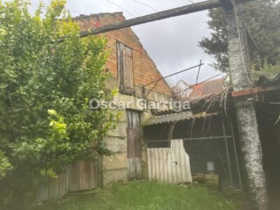 CASA DE PUEBLO, CON PATIO, POZO Y GALPÓN INDEPENDIENTE. DACÓN, MASIDE, OURENSE.