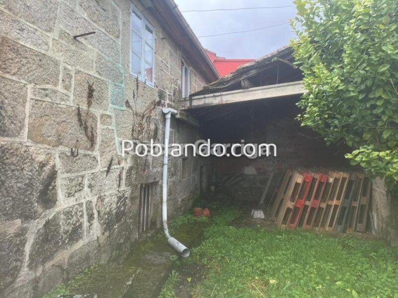 CASA DE PUEBLO, CON PATIO, POZO Y GALPÓN INDEPENDIENTE. DACÓN, MASIDE, OURENSE.