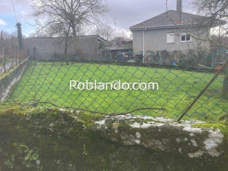 CASA DE PUEBLO, CON PATIO, POZO Y GALPÓN INDEPENDIENTE. DACÓN, MASIDE, OURENSE.