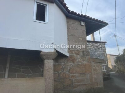 CASA DE PUEBLO CON INMUEBLES ANEXOS, UBICADA A 10 MINUTOS DE OURENSE CAPITAL. O PEREIRO DE AGUIAR (OURENSE).