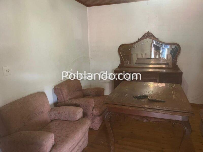 CASA DE PUEBLO CON INMUEBLES ANEXOS, UBICADA A 10 MINUTOS DE OURENSE CAPITAL. O PEREIRO DE AGUIAR (OURENSE).