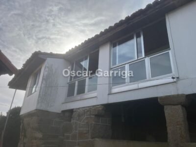 CASA DE PUEBLO CON INMUEBLES ANEXOS, UBICADA A 10 MINUTOS DE OURENSE CAPITAL. O PEREIRO DE AGUIAR (OURENSE).