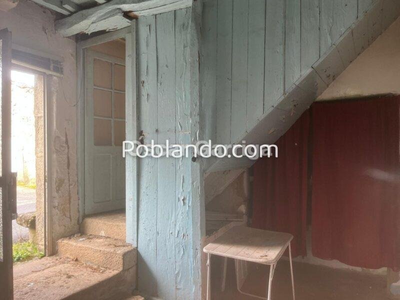 FANTÁSTICA ESTRUCTURA DE PIEDRA CON TEJADO EN BUEN ESTADO. POUSADA, MASIDE, OURENSE.