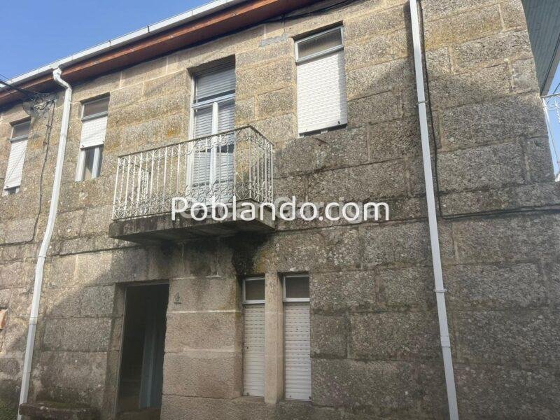 FANTÁSTICA ESTRUCTURA DE PIEDRA CON TEJADO EN BUEN ESTADO. POUSADA, MASIDE, OURENSE.