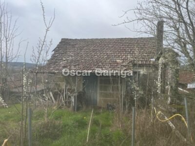 FANTÁSTICO POTENCIAL DE ESTA CASA DEL RURAL GALLEGO PARA RESTAURAR DESDE SU ESTRUCTURA. CANGUES, O IRIXO (OURENSE).