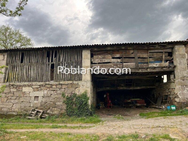 FANTÁSTICA PROPIEDAD COMPUESTA DE VIVIENDA, CAPILLA, PAJAR, HÓRREO,... DENTRO DE UNA FINCA DE 20.000 M2. CHANTADA, LUGO (SPAIN)