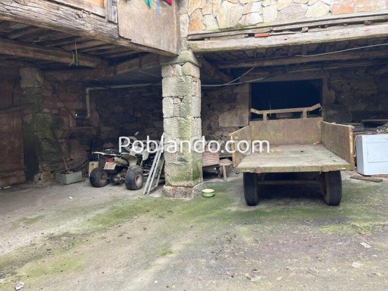 FANTÁSTICA PROPIEDAD COMPUESTA DE VIVIENDA, CAPILLA, PAJAR, HÓRREO,... DENTRO DE UNA FINCA DE 20.000 M2. CHANTADA, LUGO (SPAIN)