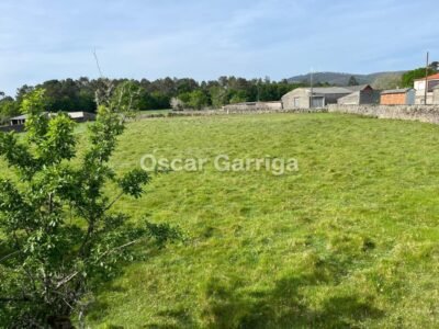 ENORME POTENCIAL DE ESTE INMUEBLE COMPUESTO POR VIVIENDA Y FINCA CERRADA CON POZO, HÓRREO Y PALOMAR. Carballeda, Piñor, Ourense (Spain).