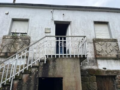 CASA DEL RURAL, CON FORJADO DE HORMIGÓN Y FINCA COLINDANTE, A SOLO 2 KM DE O CARBALLIÑO.