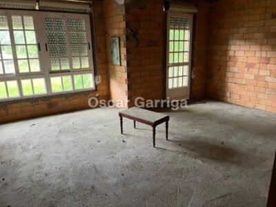 CASA PARA FINALIZAR, CON ESTRUCTURA, DIVISIONES REALIZADAS Y TEJADO EN PERFECTO ESTADO. TAMALLANCOS, VILLAMARÍN (OURENSE)