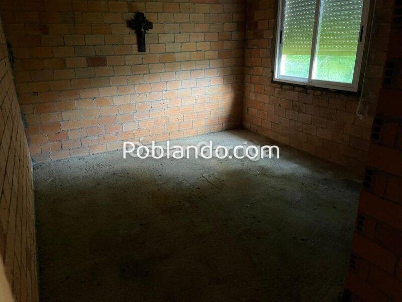 CASA PARA FINALIZAR, CON ESTRUCTURA, DIVISIONES REALIZADAS Y TEJADO EN PERFECTO ESTADO. TAMALLANCOS, VILLAMARÍN (OURENSE)