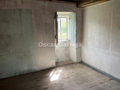 CASA DE PUEBLO (200 M2), CON FINCA DE 800 M2 A POCOS MINUTOS DE OURENSE. BOUZAS, VILLAMARÍN (OURENSE).