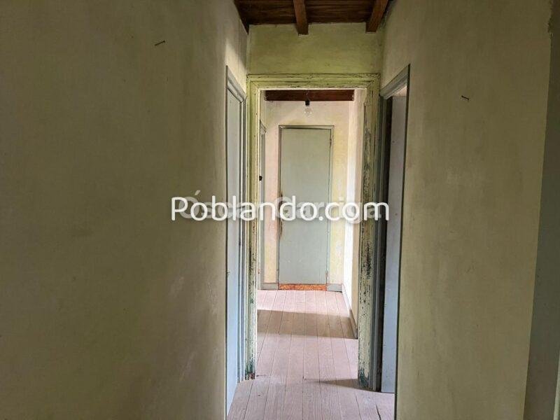 CASA DE PUEBLO (200 M2), CON FINCA DE 800 M2 A POCOS MINUTOS DE OURENSE. BOUZAS, VILLAMARÍN (OURENSE).