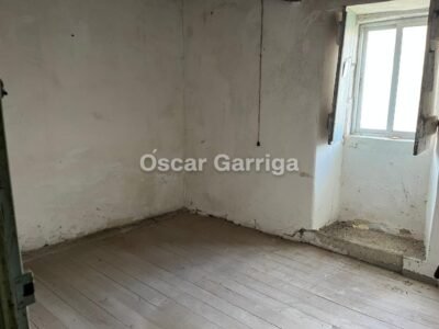 CASA DE PUEBLO (200 M2), CON FINCA DE 800 M2 A POCOS MINUTOS DE OURENSE. BOUZAS, VILLAMARÍN (OURENSE).