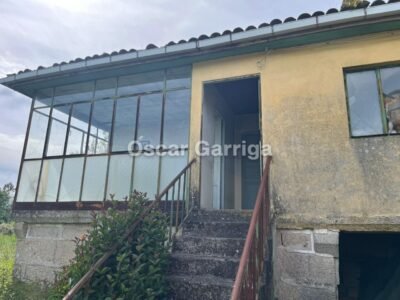 CASA DE PUEBLO (200 M2), CON FINCA DE 800 M2 A POCOS MINUTOS DE OURENSE. BOUZAS, VILLAMARÍN (OURENSE).