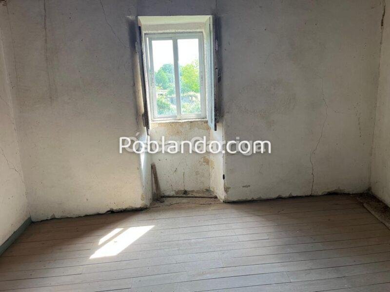 CASA DE PUEBLO (200 M2), CON FINCA DE 800 M2 A POCOS MINUTOS DE OURENSE. BOUZAS, VILLAMARÍN (OURENSE).