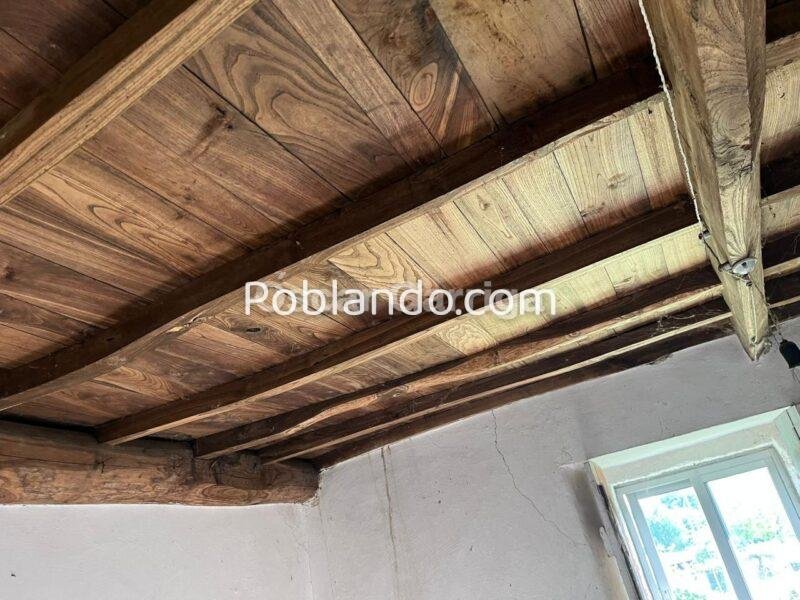 CASA DE PUEBLO (200 M2), CON FINCA DE 800 M2 A POCOS MINUTOS DE OURENSE. BOUZAS, VILLAMARÍN (OURENSE).