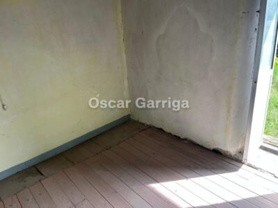 CASA DE PUEBLO (200 M2), CON FINCA DE 800 M2 A POCOS MINUTOS DE OURENSE. BOUZAS, VILLAMARÍN (OURENSE).