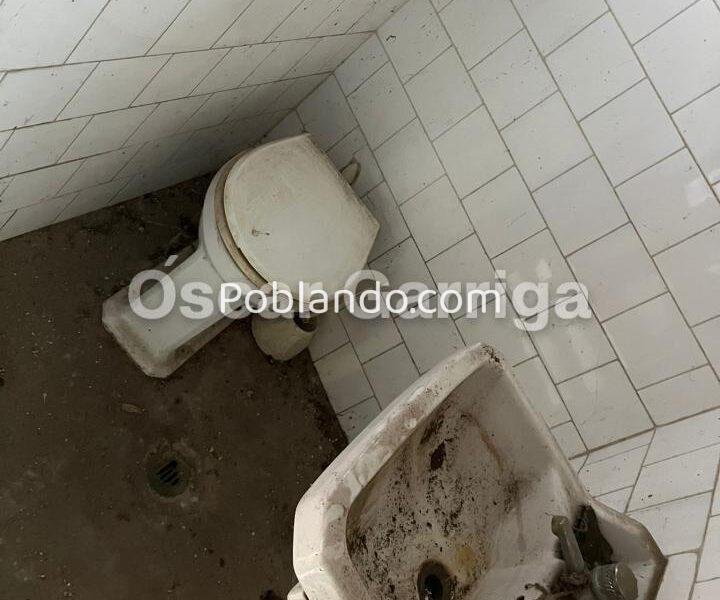 CASA DE PUEBLO (200 M2), CON FINCA DE 800 M2 A POCOS MINUTOS DE OURENSE. BOUZAS, VILLAMARÍN (OURENSE).