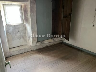 CASA DE PUEBLO (200 M2), CON FINCA DE 800 M2 A POCOS MINUTOS DE OURENSE. BOUZAS, VILLAMARÍN (OURENSE).