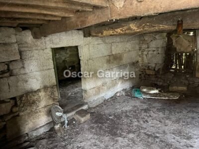 CASA DE PUEBLO (200 M2), CON FINCA DE 800 M2 A POCOS MINUTOS DE OURENSE. BOUZAS, VILLAMARÍN (OURENSE).