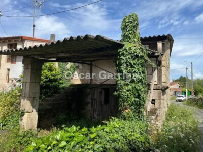 CASA DE PUEBLO PARA FINALIZAR, PARTINEDO DEL SOLAR, PAREDES DE PIEDRA Y FORJADO DE HORMIGÓN. BOUZAS, VILLAMARÍN (OURENSE).