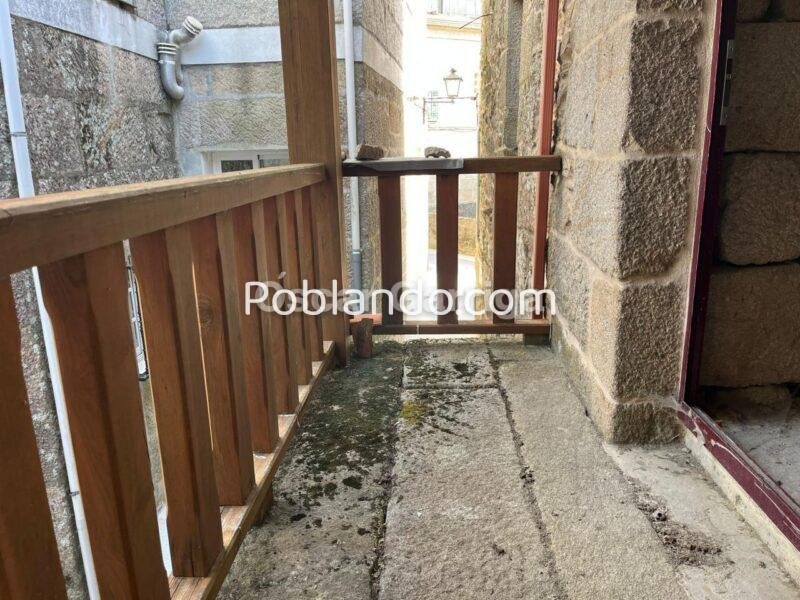 FANTÁSTICO INMUEBLE (243 m2) RECIEN REFORMADO. TRES PLANTAS DIÁFANAS. LA P.BAJA LISTA PARA ENTRAR A VIVIR CON MUY POCA INVERSIÓN. CEA, OURENSE (SPAIN).